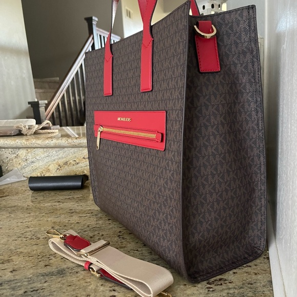 New Mk large tote & long strap ❤️ kenly - Picture 4 of 8